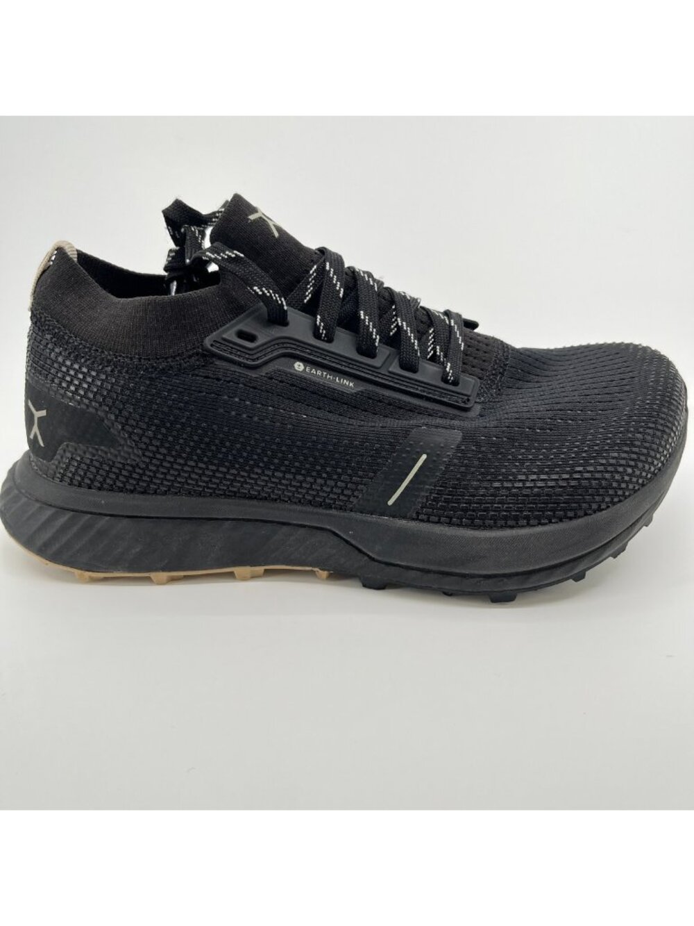 Flux Footwear Adapt Trail Runner Black Womens Size 7 Athletic Knit Shoes Sneaker